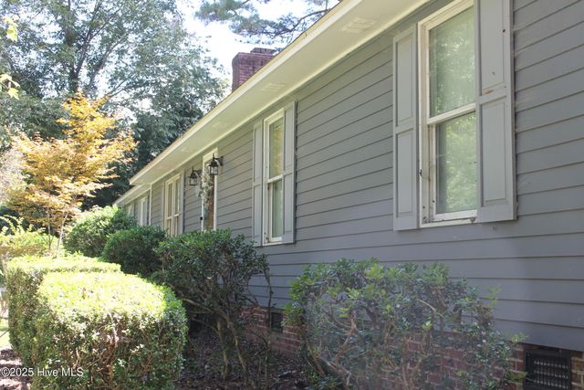 530 Woodfield Road, Whiteville, NC 28472