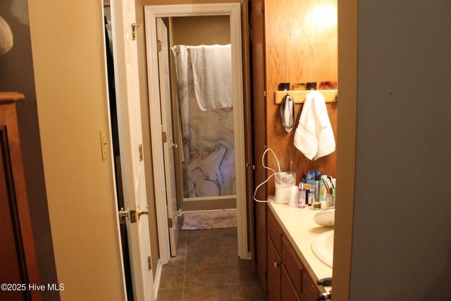 530 Woodfield Road, Whiteville, NC 28472