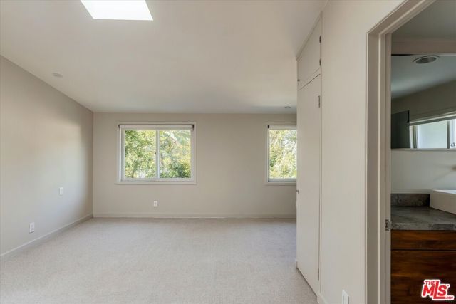 2412 Canyon Oak Drive, Los Angeles, CA 90068