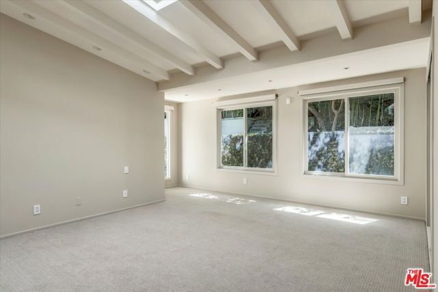2412 Canyon Oak Drive, Los Angeles, CA 90068