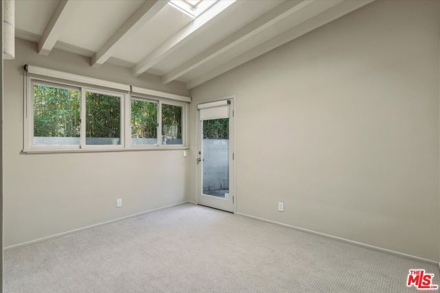 2412 Canyon Oak Drive, Los Angeles, CA 90068