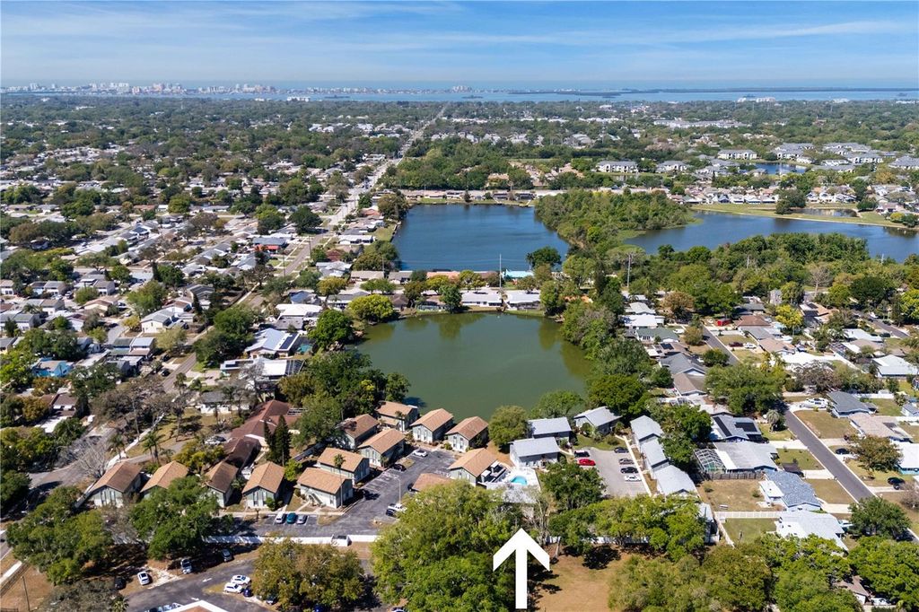 Image 23 of property listing at 1960 UNION STREET 28, Clearwater, FL 33763