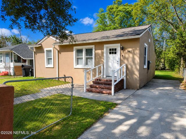 942 SARANAC Street, Jacksonville, FL 32254
