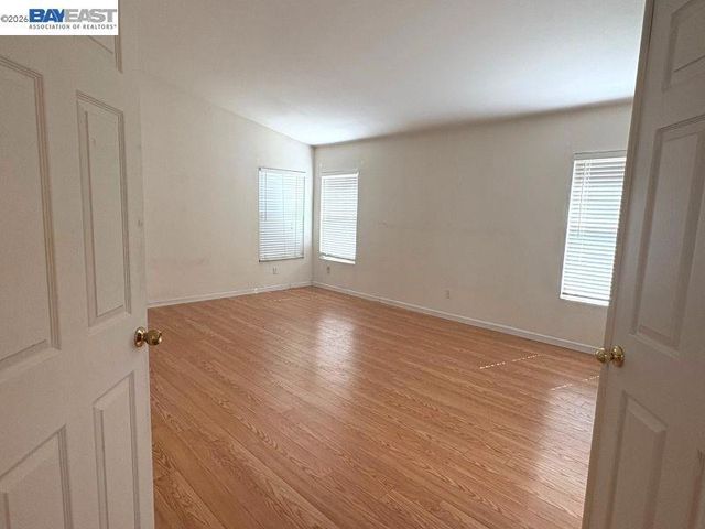 13900 Pinecrest St, Lathrop, CA 95330