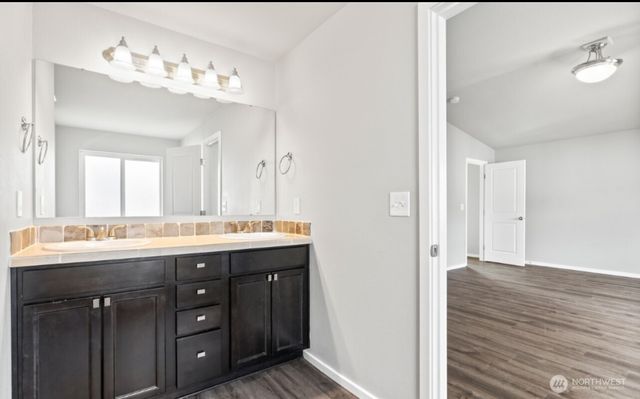 16406 45th Avenue E, Tacoma, WA 98446
