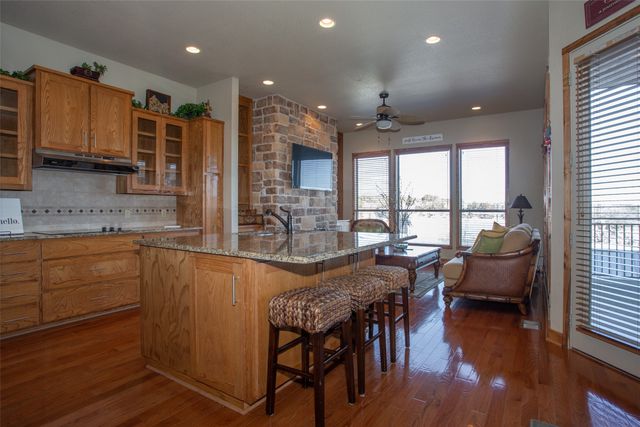 3006 Upcreek Alley 14, Strawn, TX 76457