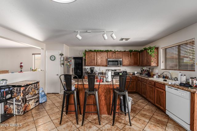 7304 S SUNSET Way, Buckeye, AZ 85326