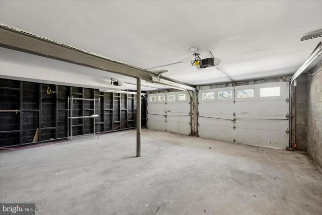 712 WICKERSHAM LN, Kennett Square, PA 19348