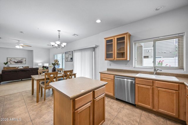 2903 S NIELSON Street, Gilbert, AZ 85295