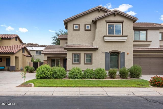 2903 S NIELSON Street, Gilbert, AZ 85295