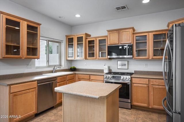 2903 S NIELSON Street, Gilbert, AZ 85295