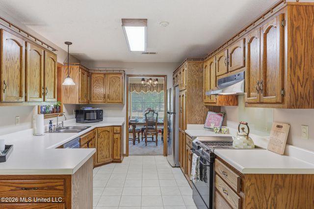 6225 Tranquil Drive, Olive Branch, MS 38654