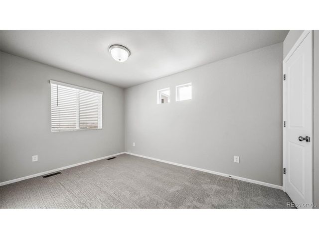 3407 Pearwood Dr, Johnstown, CO 80534