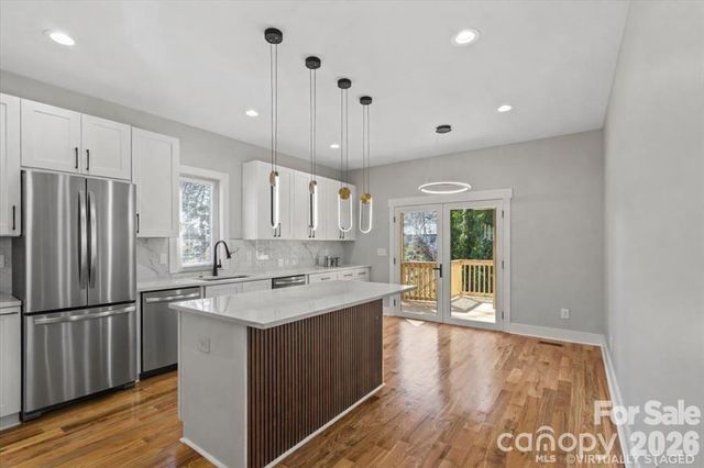 543 30th Avenue NW, Hickory, NC 28601