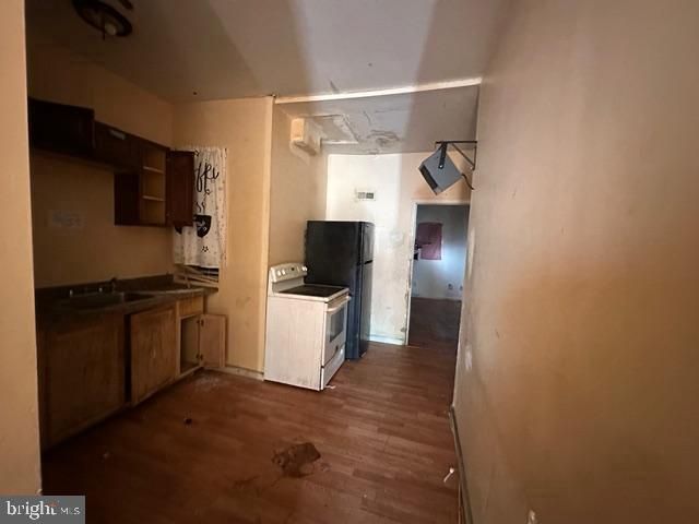 2342 N CAMAC ST, Philadelphia, PA 19133