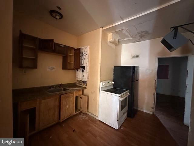 2342 N CAMAC ST, Philadelphia, PA 19133