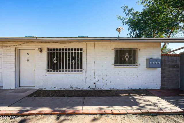 2226 W HEATHERBRAE Drive 4, Phoenix, AZ 85015