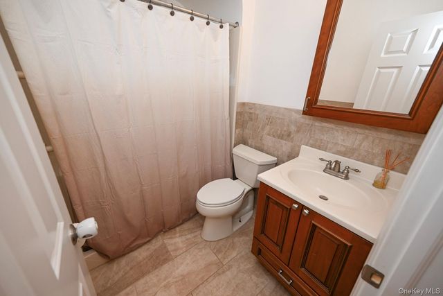 249 Grange Street, Franklin Square, NY 11010