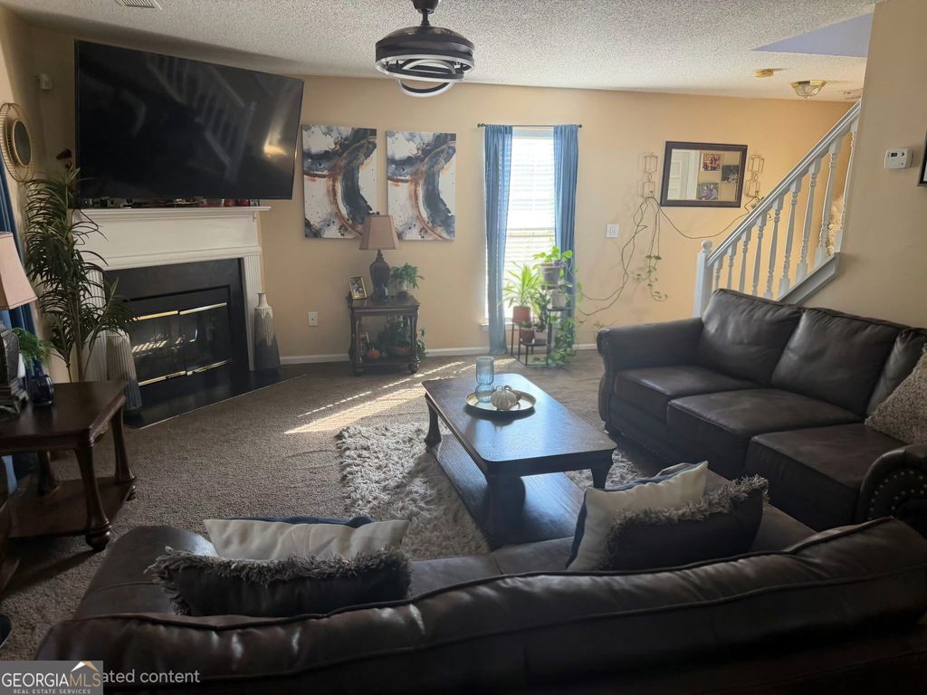 5842 Waggoner, Rex, GA 30273 — photo 2