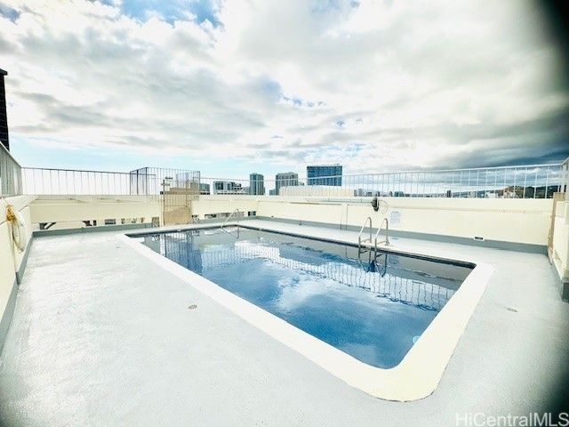 1655 Makaloa Street 410, Honolulu, HI 96814