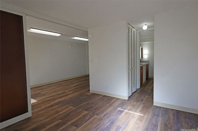 1655 Makaloa Street 410, Honolulu, HI 96814