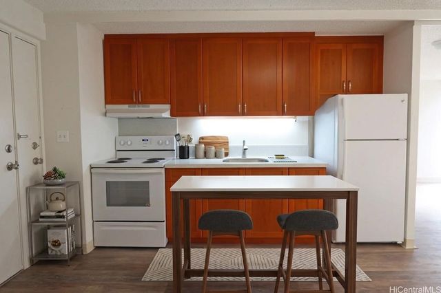 1655 Makaloa Street 410, Honolulu, HI 96814