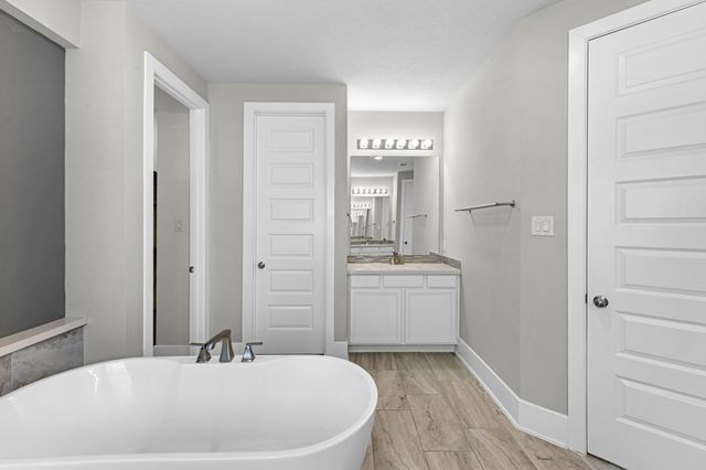 19815 Broken Cactus Drive, Cypress, TX 77433