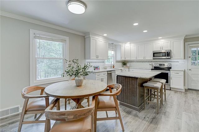 1016 Fenimore Street, Winston-salem, NC 27103