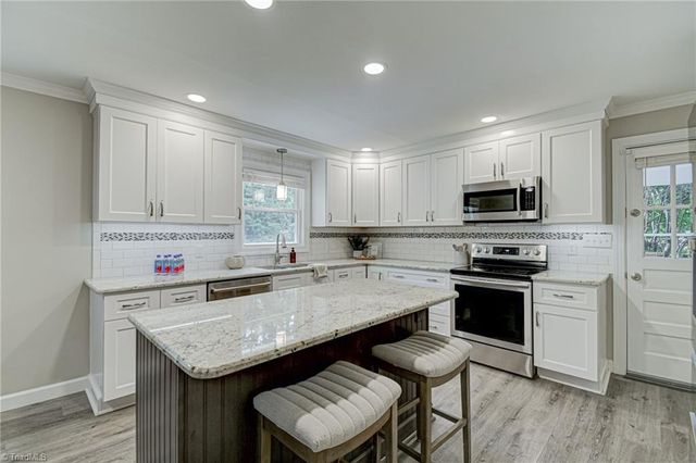 1016 Fenimore Street, Winston-salem, NC 27103