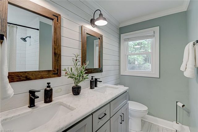 1016 Fenimore Street, Winston-salem, NC 27103