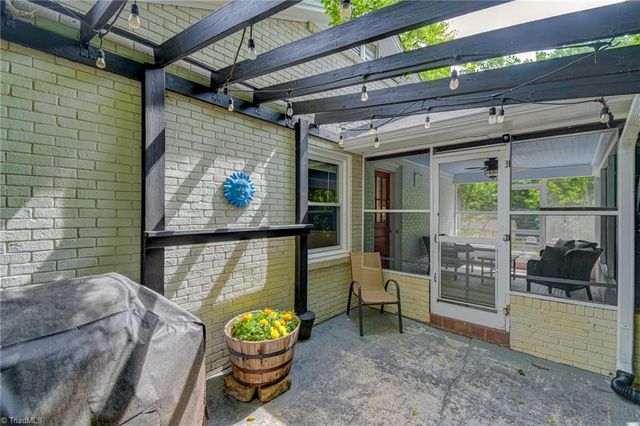 1016 Fenimore Street, Winston-salem, NC 27103