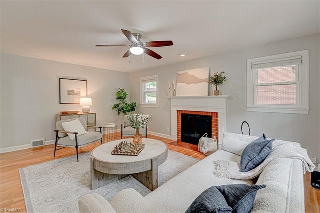 1016 Fenimore Street, Winston-salem, NC 27103
