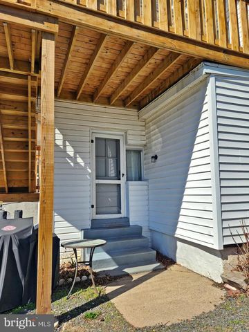 115 EGYPT RD, Mont Clare, PA 19453