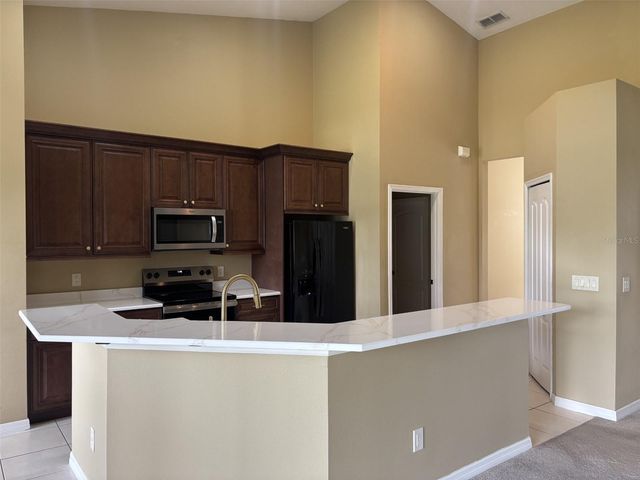 561 STRATHCLYDE COURT, Apopka, FL 32712
