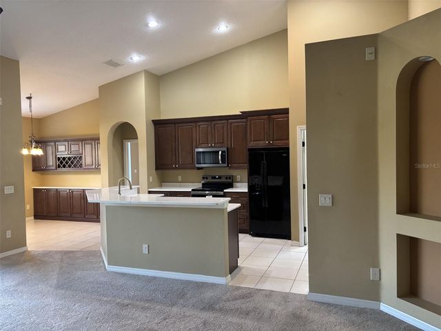 561 STRATHCLYDE COURT, Apopka, FL 32712