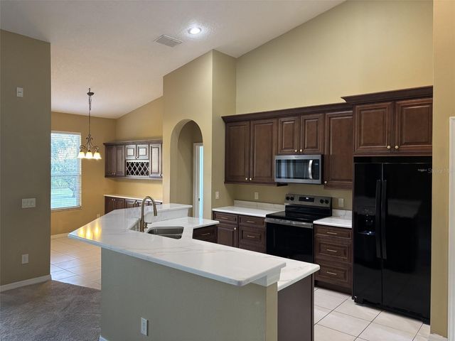 561 STRATHCLYDE COURT, Apopka, FL 32712