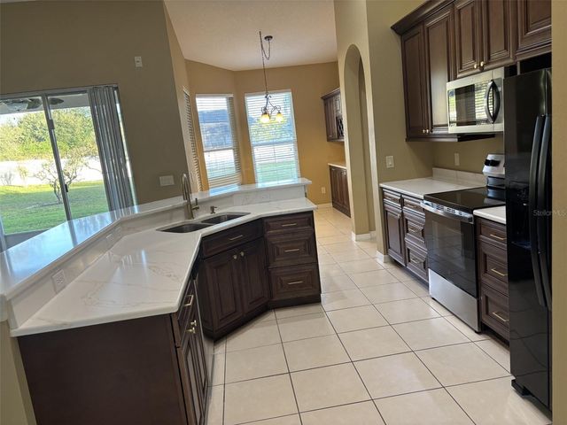561 STRATHCLYDE COURT, Apopka, FL 32712