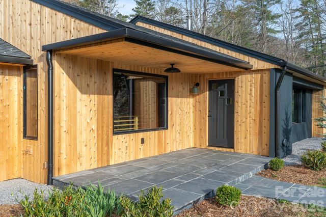 330 Windsor Road, Asheville, NC 28804