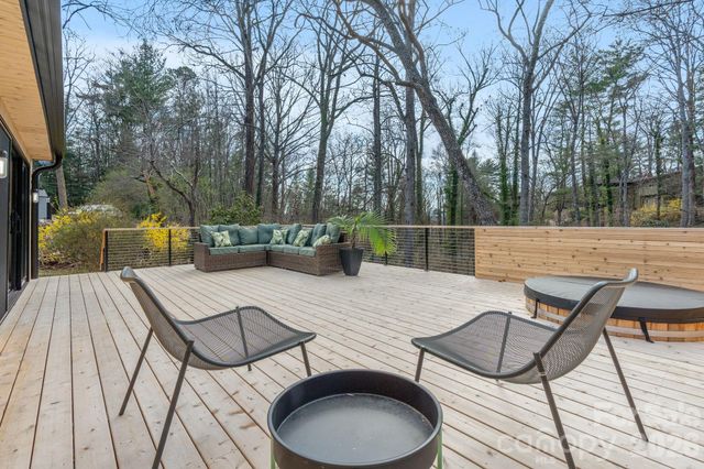 330 Windsor Road, Asheville, NC 28804