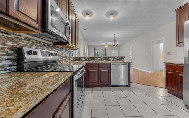 2811 Kimball TER, Norfolk, VA 23504