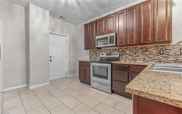 2811 Kimball TER, Norfolk, VA 23504