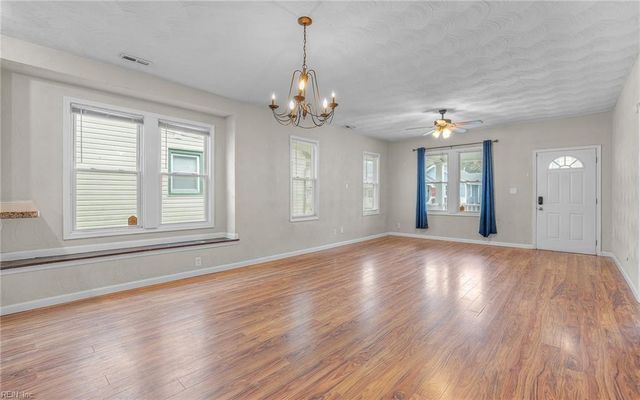 2811 Kimball TER, Norfolk, VA 23504