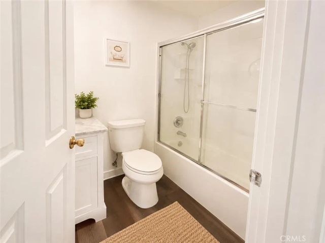 19350 Sherman, Reseda, CA 91335