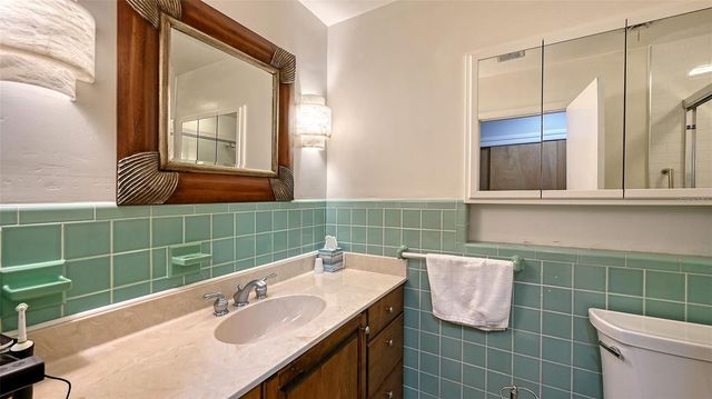 3012 DESOTO ROAD, Sarasota, FL 34234