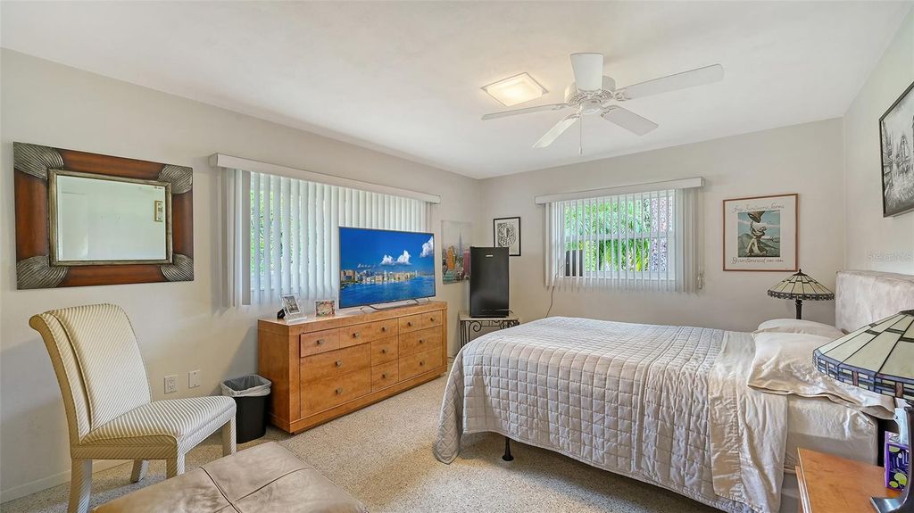 Image 41 of property listing at 3012 DESOTO ROAD, Sarasota, FL 34234