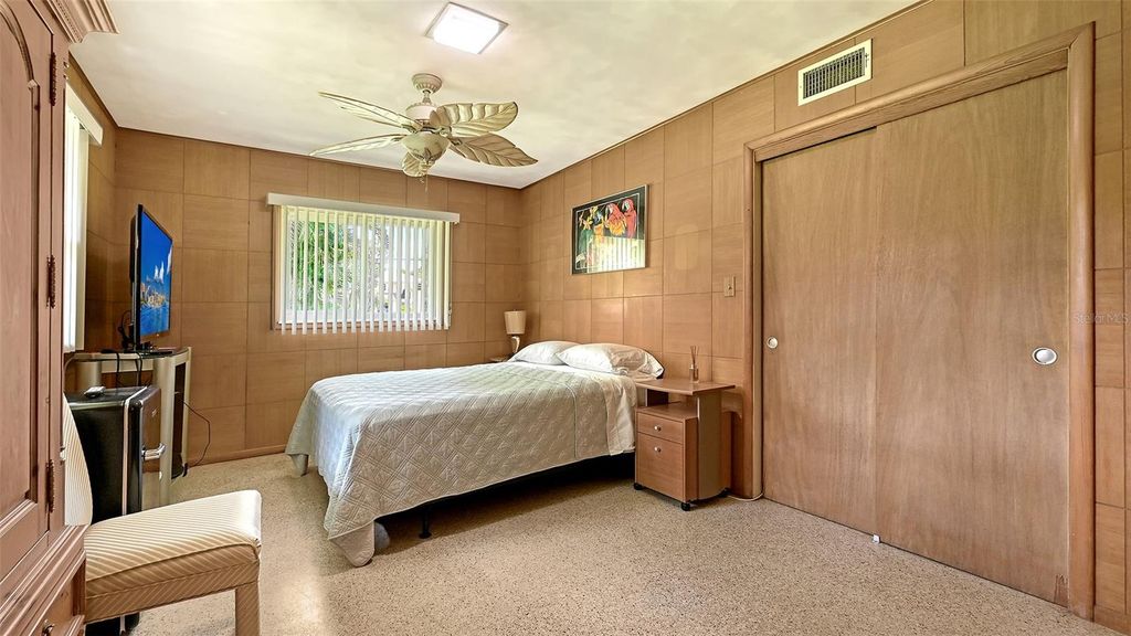 Image 46 of property listing at 3012 DESOTO ROAD, Sarasota, FL 34234