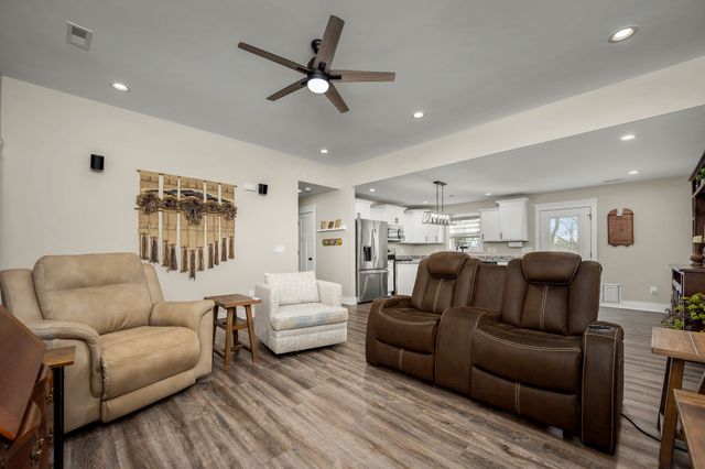 104 Rolling Rd, Shelbyville, TN 37160