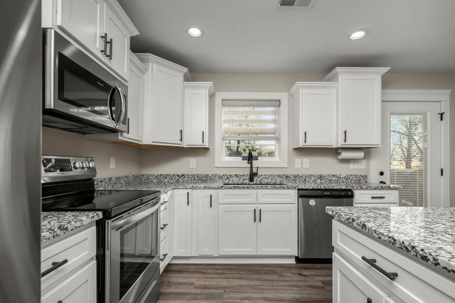 104 Rolling Rd, Shelbyville, TN 37160