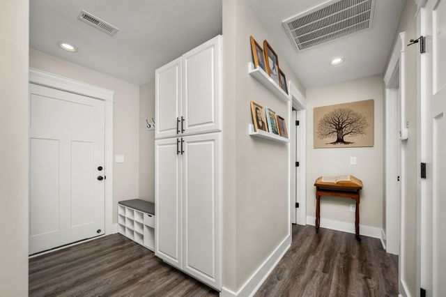 104 Rolling Rd, Shelbyville, TN 37160