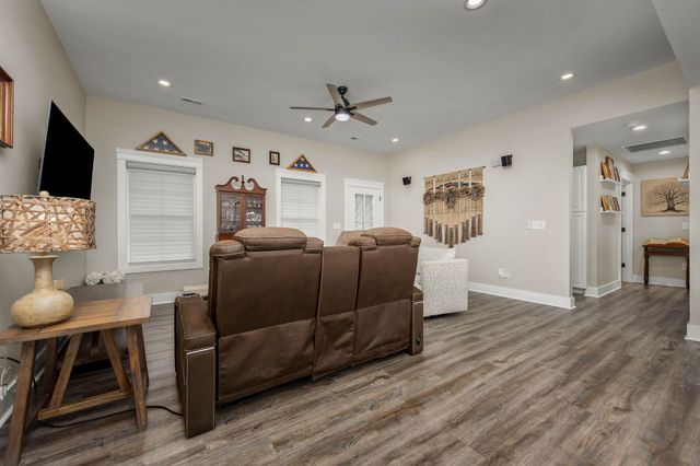 104 Rolling Rd, Shelbyville, TN 37160